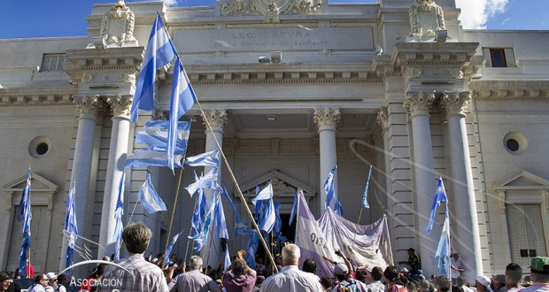 Movilización a la Legislatura